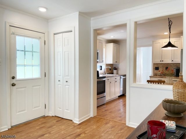 129 Bell Ave, Hopatcong Boro, NJ 07843