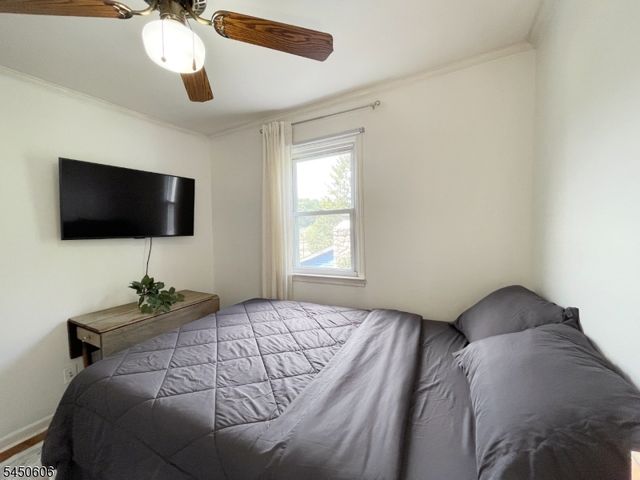 129 Bell Ave, Hopatcong Boro, NJ 07843