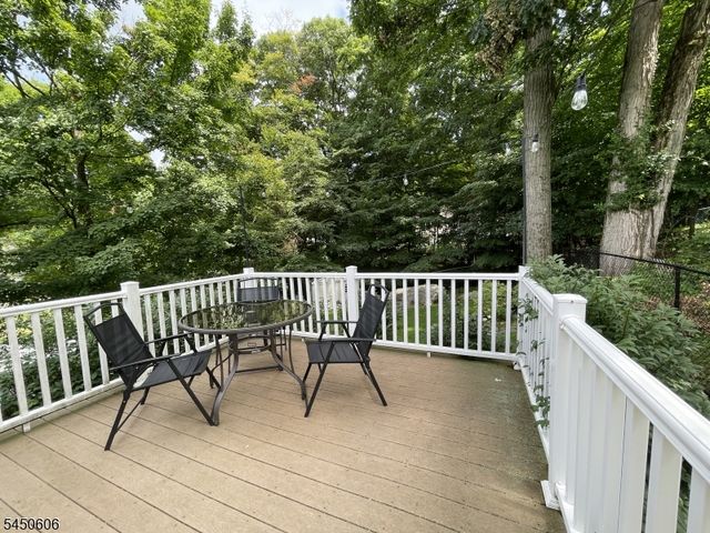 129 Bell Ave, Hopatcong Boro, NJ 07843