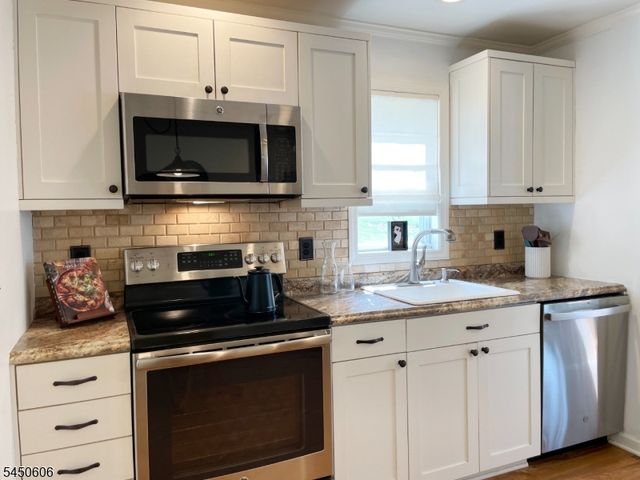129 Bell Ave, Hopatcong Boro, NJ 07843
