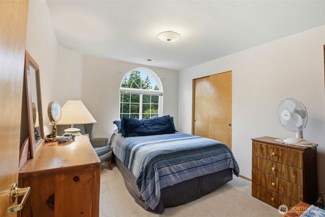 19910 SE 260th Court, Covington, WA 98042