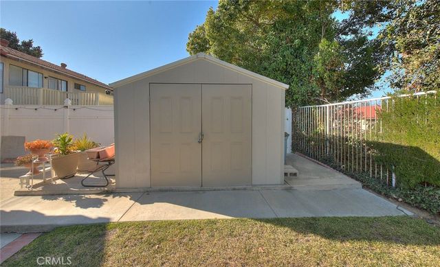 16 Sunset Ridge, Pomona, CA 91766
