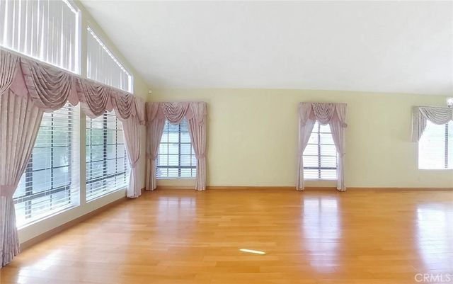 16 Sunset Ridge, Pomona, CA 91766