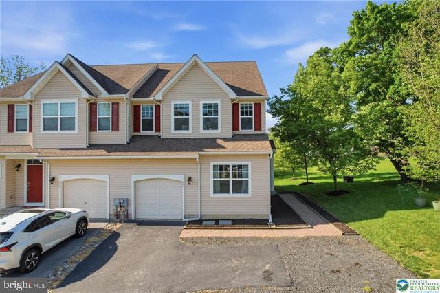 321 E 3RD ST, Avondale, PA 19311