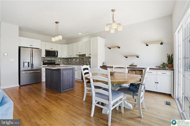 321 E 3RD ST, Avondale, PA 19311