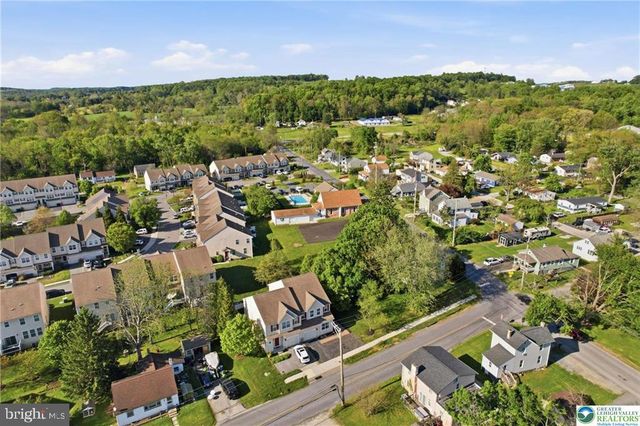 321 E 3RD ST, Avondale, PA 19311