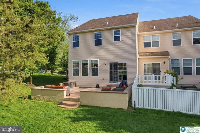 321 E 3RD ST, Avondale, PA 19311