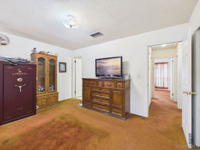 1814 Jenny Drive, Prattville, AL 36066