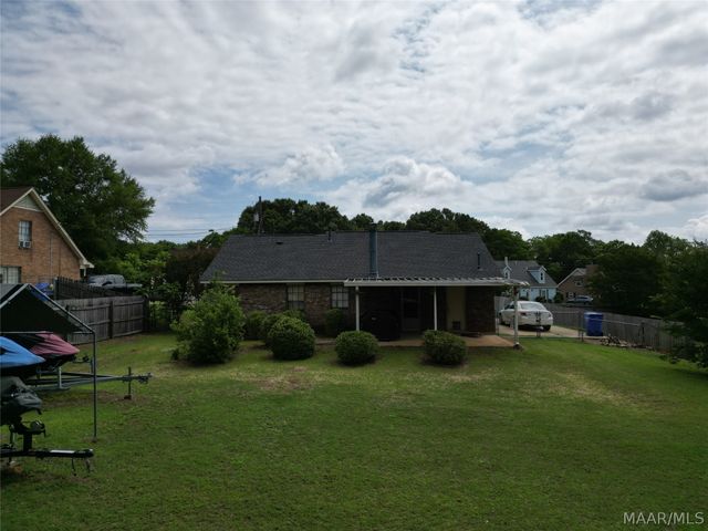 1814 Jenny Drive, Prattville, AL 36066