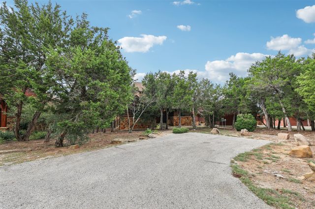 7229 Trident LN, Jonestown, TX 78645