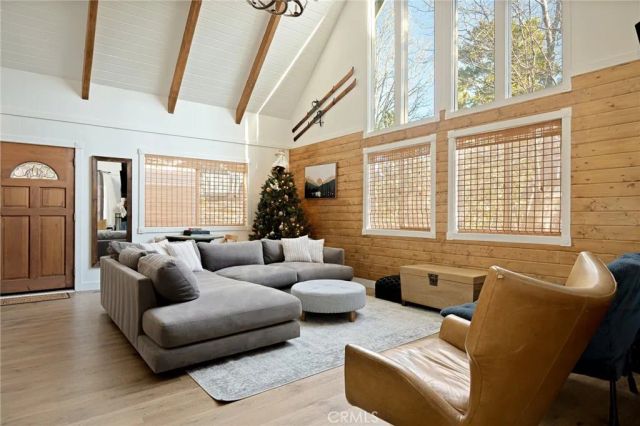 788 Crown, Lake Arrowhead, CA 92352