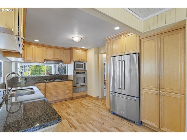 2701 Se COOKE Rd, Milwaukie, OR 97267
