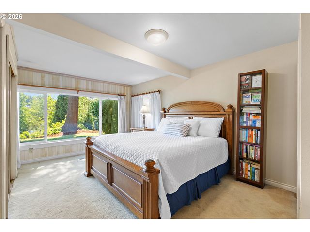 2701 Se COOKE Rd, Milwaukie, OR 97267