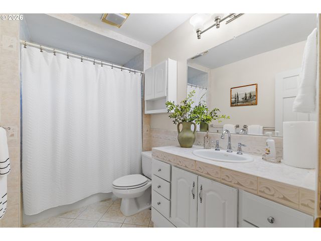 2701 Se COOKE Rd, Milwaukie, OR 97267