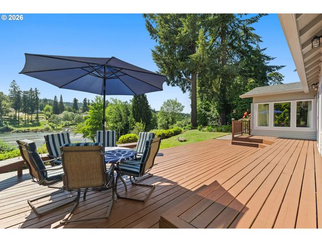 2701 Se COOKE Rd, Milwaukie, OR 97267