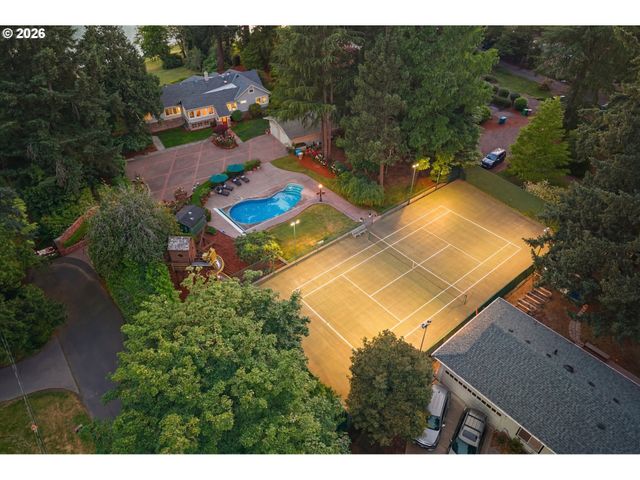 2701 Se COOKE Rd, Milwaukie, OR 97267