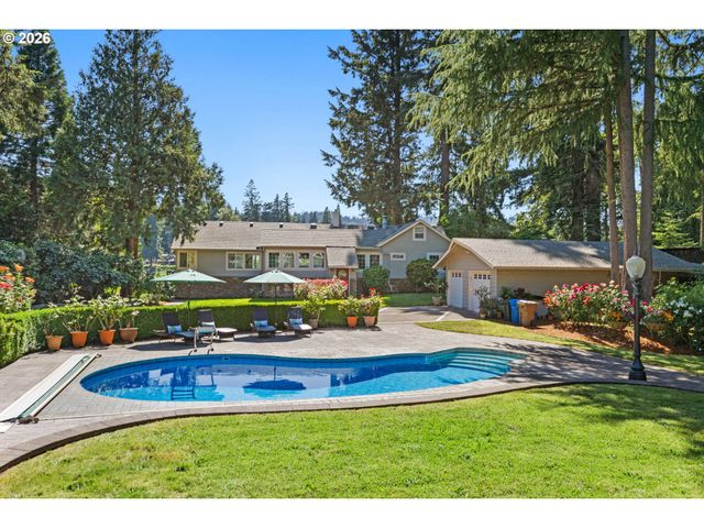 2701 Se COOKE Rd, Milwaukie, OR 97267