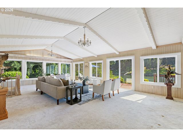 2701 Se COOKE Rd, Milwaukie, OR 97267