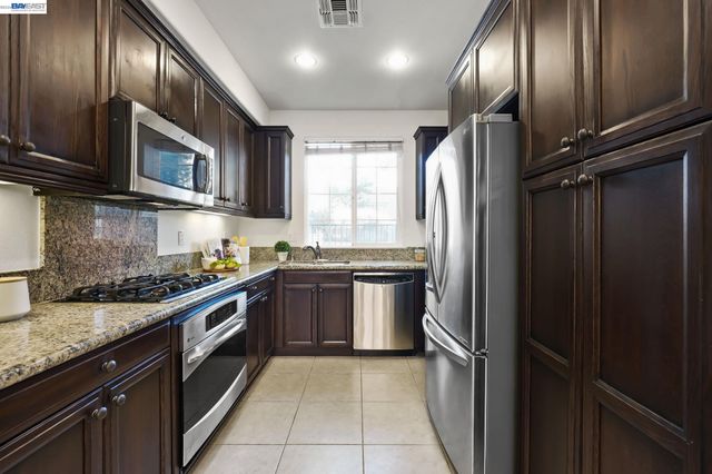 2930 Kobio Dr, Concord, CA 94519