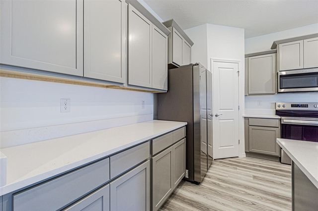 31423 PAPER BIRCH STREET, Wesley Chapel, FL 33545