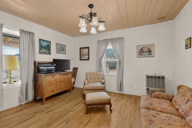 458 County Road 1, Hernandez, NM 87532