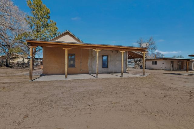 458 County Road 1, Hernandez, NM 87532
