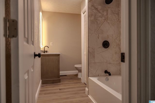 1420 MARTIN LUTHER KING DRIVE, Hobson City, AL 36201