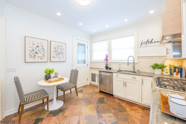 16 Upper Mountain Ave, Montclair Twp., NJ 07042