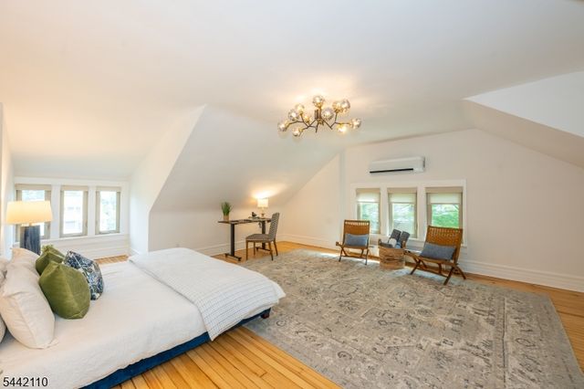 16 Upper Mountain Ave, Montclair Twp., NJ 07042