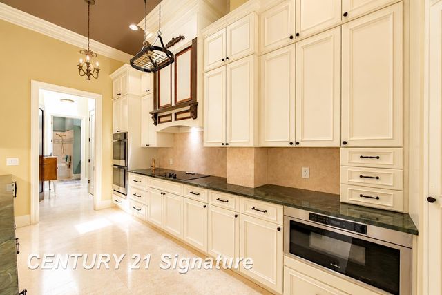 1111 N Water Street 403, Bay City, MI 48707