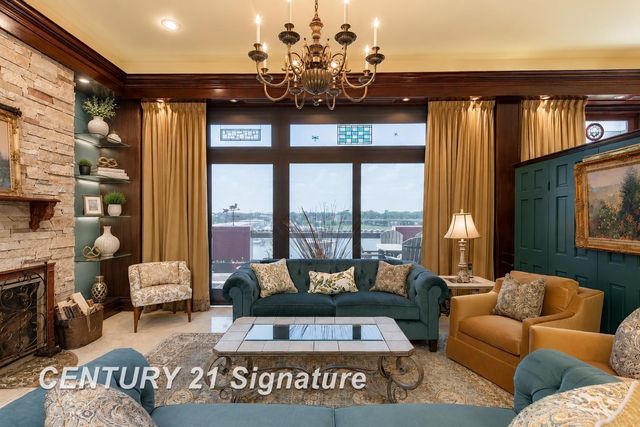 1111 N Water Street 403, Bay City, MI 48707