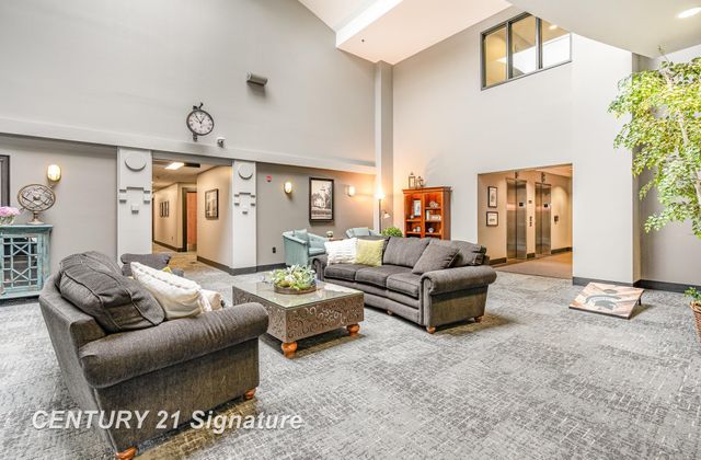 1111 N Water Street 403, Bay City, MI 48707