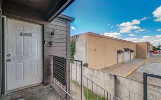 6633 W Airport Boulevard 1008, Houston, TX 77035