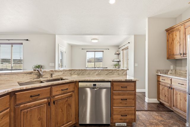 5222 N TOMAHAWK DR, Enoch, UT 84721