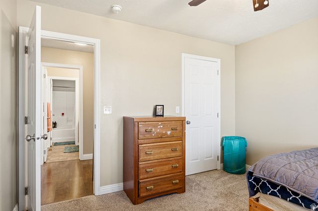 5222 N TOMAHAWK DR, Enoch, UT 84721