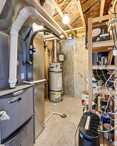 5222 N TOMAHAWK DR, Enoch, UT 84721