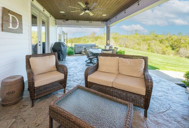 716 Creektrace Road, Alexandria, KY 41001