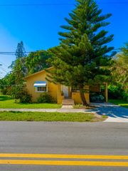 1100 N 24th Ave, Hollywood, FL 33020
