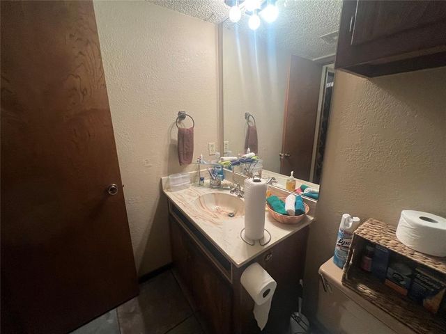 2535 W Hefner Road, Oklahoma City, OK 73120