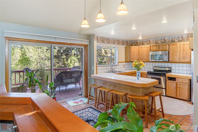 93 Heather Court, Friday Harbor, WA 98250