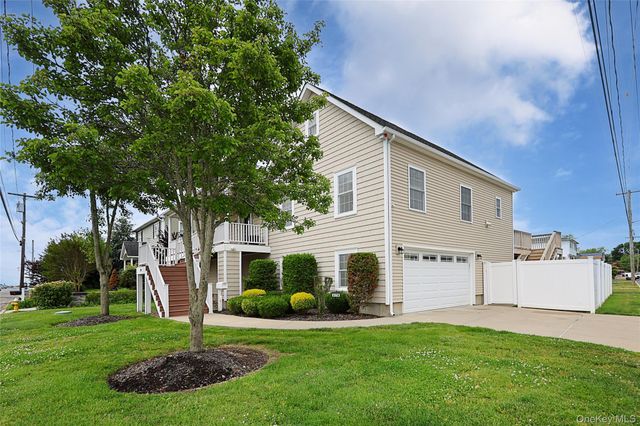 370 Rider Avenue, Patchogue, NY 11772