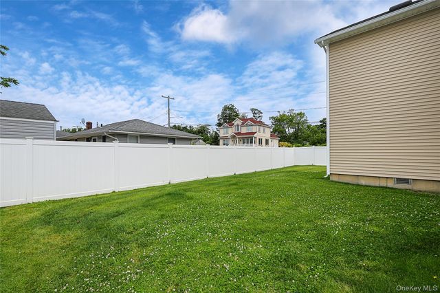 370 Rider Avenue, Patchogue, NY 11772