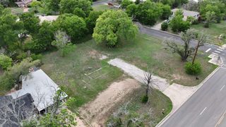 1404 N Water ST, Burnet, TX 78611