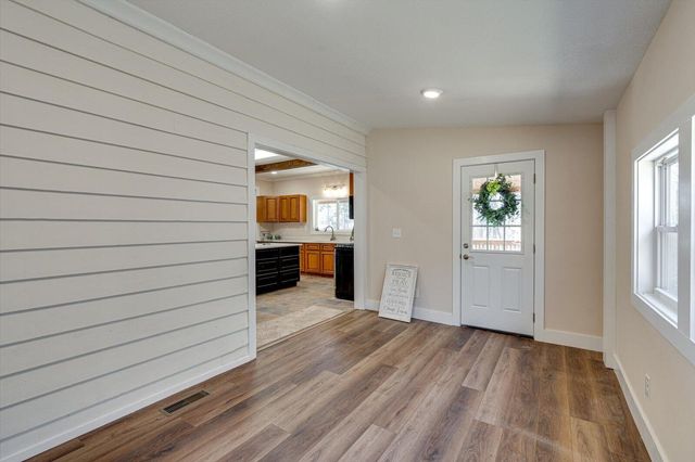 2000 Fredonia Road, Dunlap, TN 37327