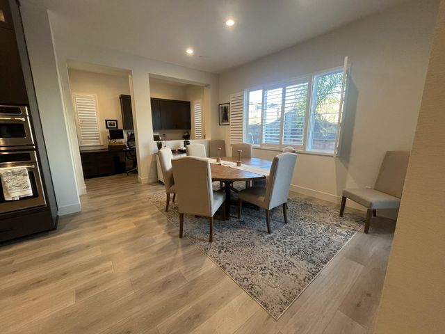 3078 Orange Grove Ter, Lincoln, CA 95648