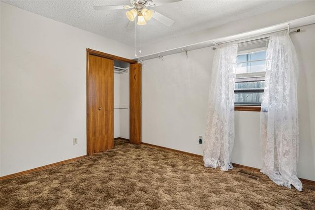 25 Corona Drive, Oklahoma City, OK 73149