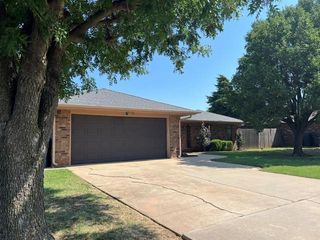 25 Corona Drive, Oklahoma City, OK 73149