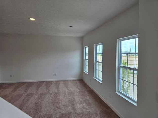 5598 Village Channel Drive, Canal Winchester, OH 43110