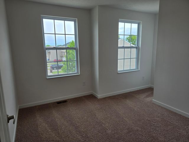 5598 Village Channel Drive, Canal Winchester, OH 43110