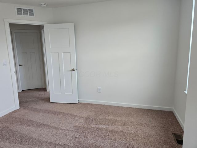 5598 Village Channel Drive, Canal Winchester, OH 43110